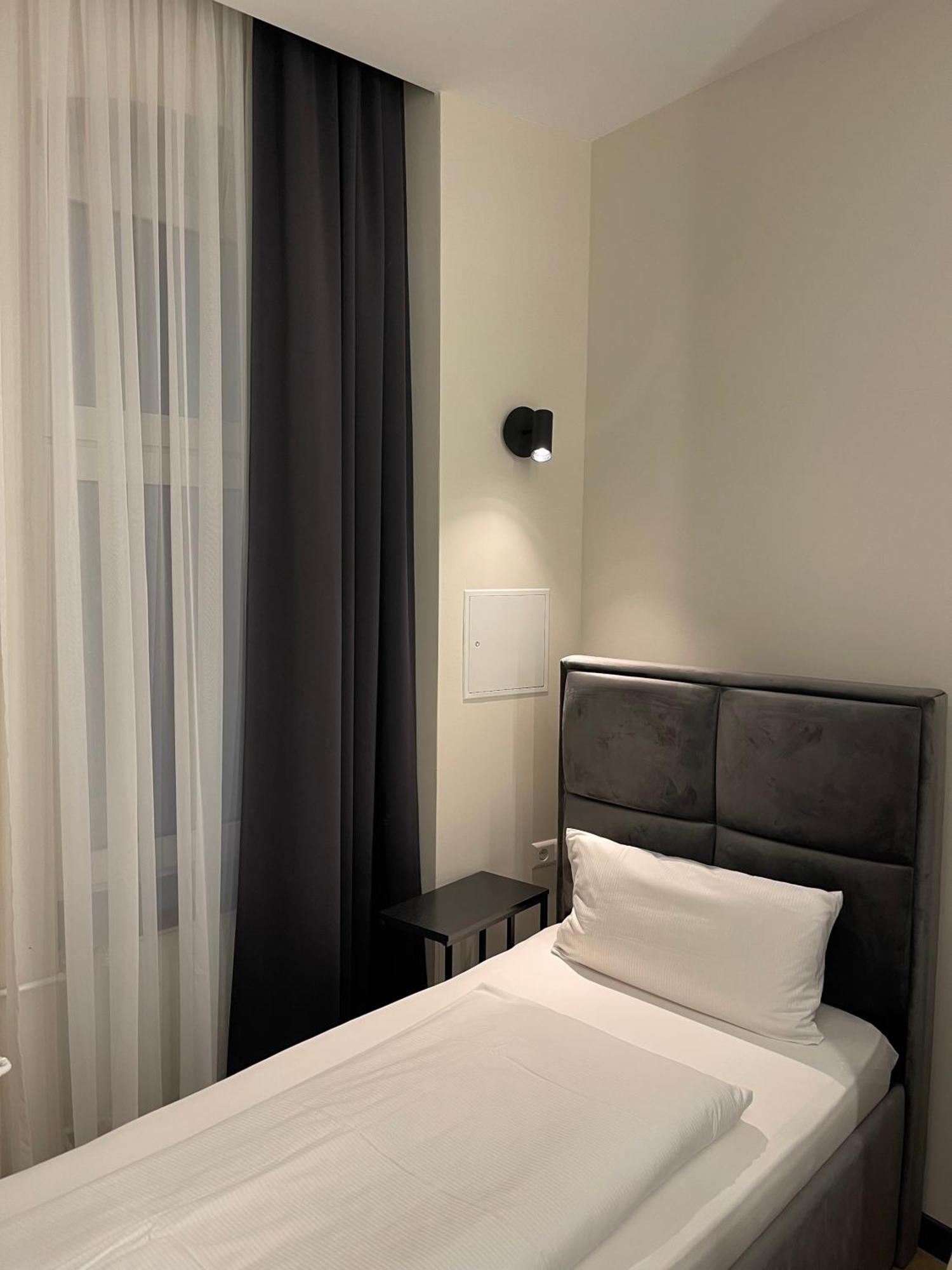 Hotel Blue Messe 3*
