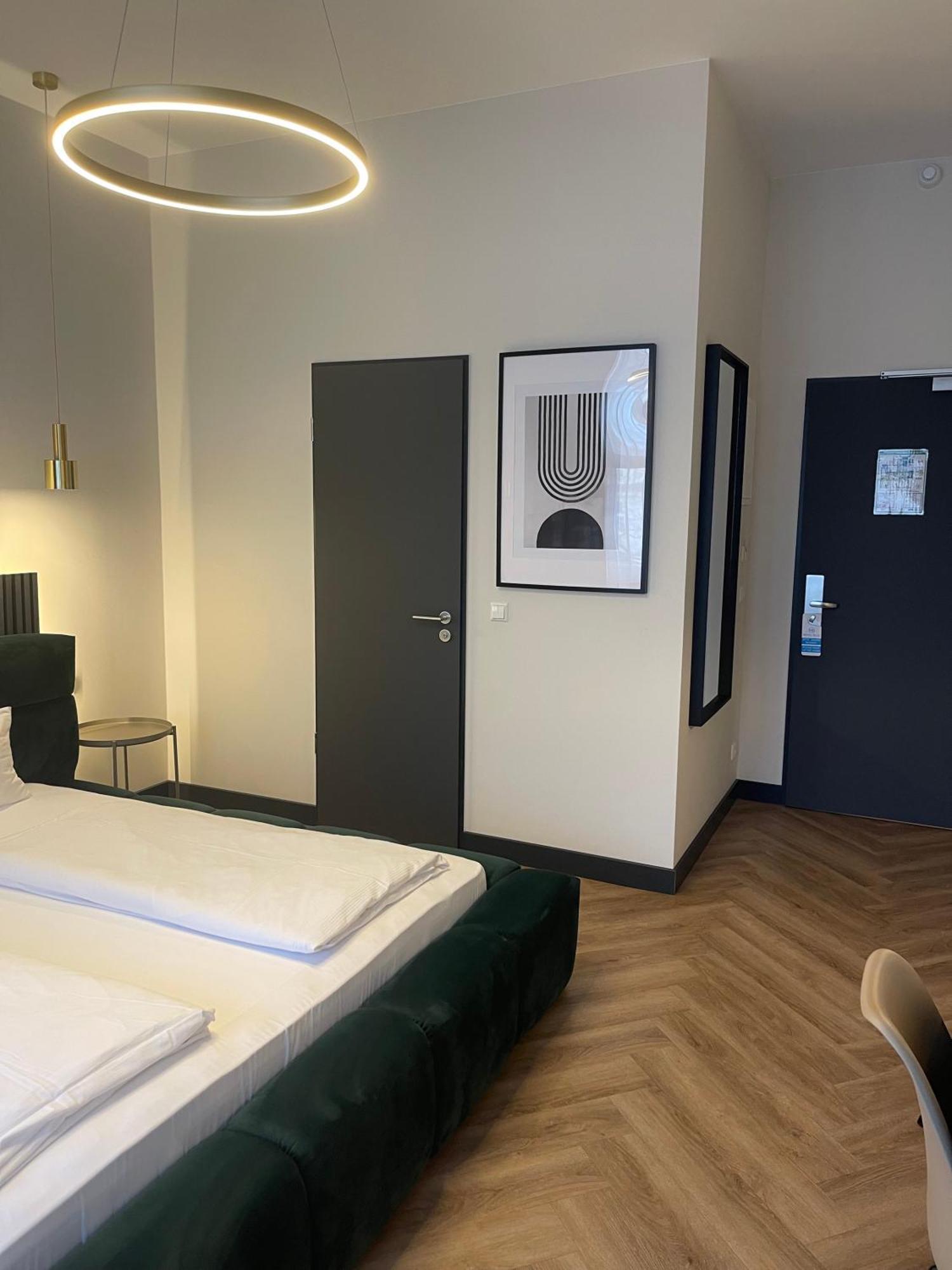 Hotel Blue Messe 3*